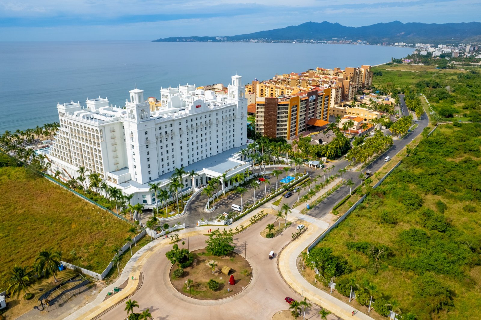 Aerial view of RIU Palace Pacifico in Riviera Nayarit