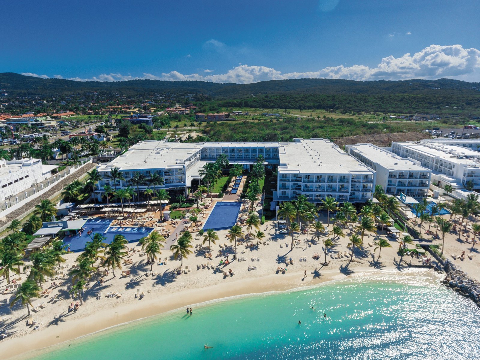 Pre-renovation aerial view of RIU Palace Jamaica on Mahoe Bay